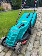 Bosch grasmaaier Rotak 32, Tuin en Terras, Grasmaaiers, Ophalen, Gebruikt, Elektrische grasmaaier, Opvangbak