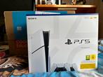 Playstation 5 Slim Disc Edition 1TB + met twee DualSense, Spelcomputers en Games, Spelcomputers | Sony PlayStation 5, Ophalen