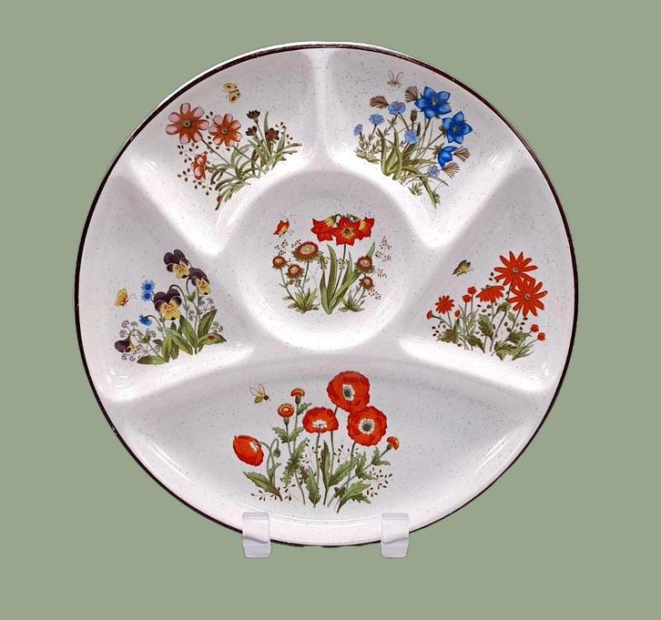Vintage fondueborden Wild Flowers jaren 70, prijs per stuk, Huis en Inrichting, Keuken | Servies, Zo goed als nieuw, Bord(en)
