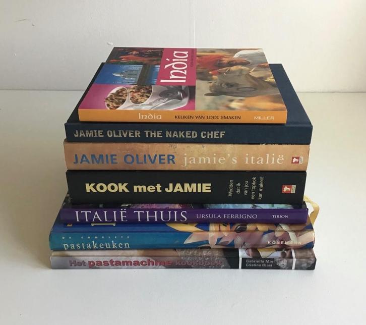 Kookboeken. 7x, Boeken, Kookboeken, Zo goed als nieuw, Voorgerechten en Soepen, Hoofdgerechten, Tapas, Hapjes en Dim Sum, Taart, Gebak en Desserts
