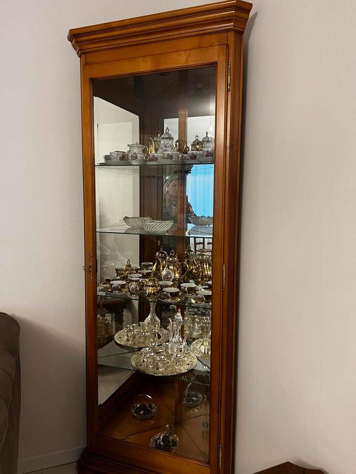 Mooie Hoek Vitrinekast met Glas, Huis en Inrichting, Kasten | Vitrinekasten, Zo goed als nieuw, 200 cm of meer, 50 tot 100 cm