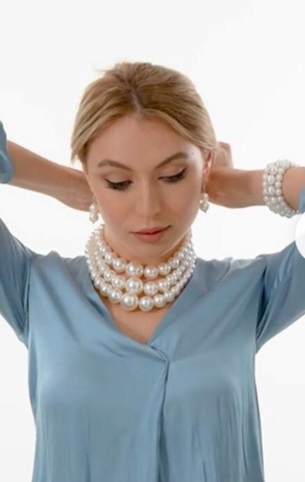 Prachtige 3 delige parelset oorbel, armband en ketting, Sieraden, Tassen en Uiterlijk, Kettingen, Nieuw, Overige materialen, Wit