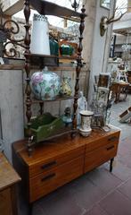 Vintage kastje/tv meubel, Ophalen