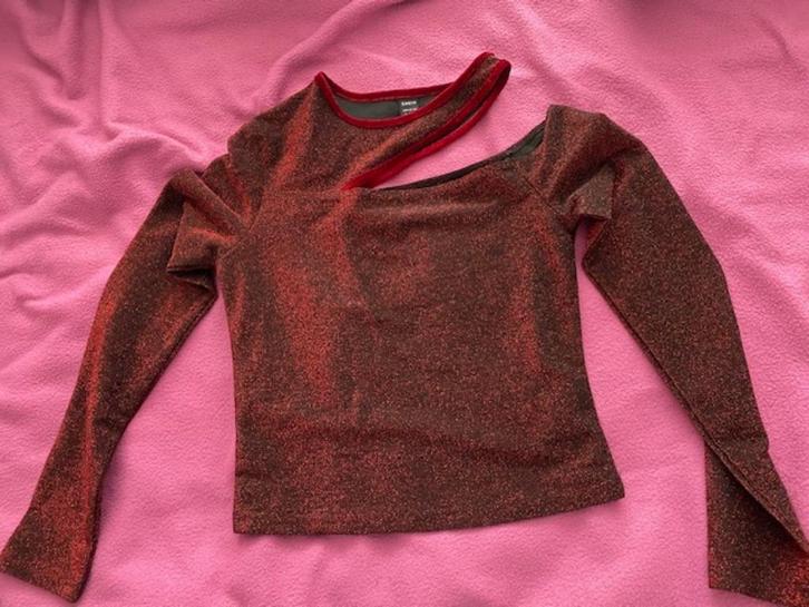 rood topje mt s met glitters bling, Kleding | Dames, Tops, Zo goed als nieuw, Maat 36 (S), Rood, Lange mouw, Ophalen of Verzenden
