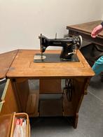 Antieke Phoenix Naaimachine met Kast, Antiek en Kunst, Ophalen