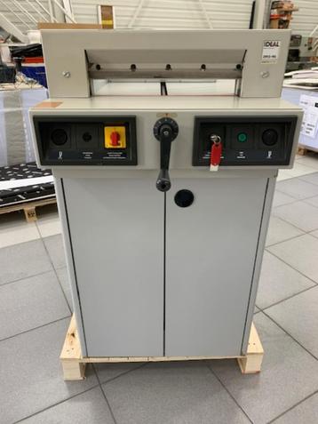 Ideal Papiersnijmachine 3915-90 elektrisch incl. onderkast beschikbaar voor biedingen