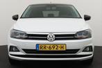 Volkswagen Polo 1.0 TSI 96 PK Black-Style Carplay Navi Adapt, Voorwielaandrijving, Stof, Gebruikt, 1045 kg