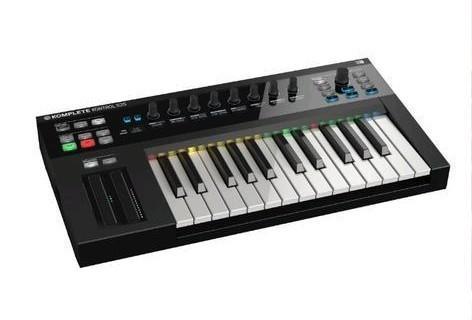 Komplete kontrol s25, Muziek en Instrumenten, Midi-apparatuur, Zo goed als nieuw, Ophalen
