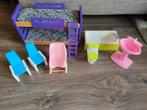 Barbie meubels badkamer stapelbed wc schommelstoel, Ophalen of Verzenden, Gebruikt, Toebehoren