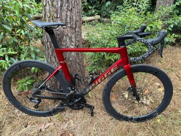 Aerobike Hygge – Elite Carbon 50mm – Ultegra/105 –Maat 55/56 beschikbaar voor biedingen