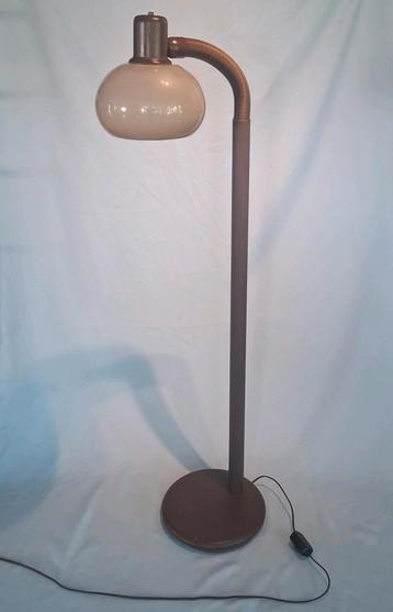Vintage Dijkstra Vloerlamp beschikbaar voor biedingen