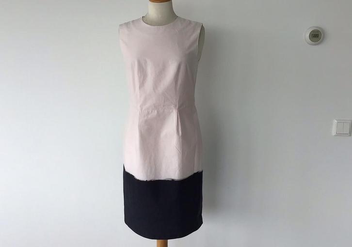 Mouwloos jurkje van COS in zacht roze en blauw maat 36, Kleding | Dames, Rokken, Zo goed als nieuw, Maat 36 (S), Overige kleuren