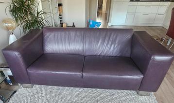 Rolf Benz design bank – model 310, aubergine leer beschikbaar voor biedingen