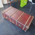Hutkoffer Italiaans design leer bewerkt patroon 105cm, Huis en Inrichting, Woonaccessoires | Kisten, Ophalen of Verzenden, Zo goed als nieuw
