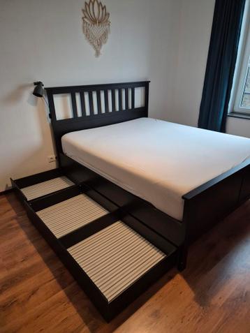 Gratis Ikea Hennes bedframe + lattenbodem 160x200 met lades - afbeelding 2