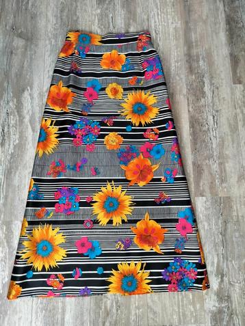 Vintage maxi rok beschikbaar voor biedingen