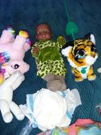 Pop met spullen, Kinderen en Baby's, Speelgoed | Poppen, Ophalen of Verzenden, Zo goed als nieuw, Babypop