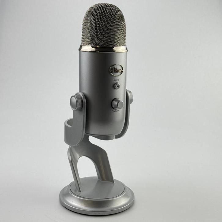Blue Yeti Microfoon Incl. Blue Radius 2 Shock Mount, Muziek en Instrumenten, Microfoons, Zo goed als nieuw