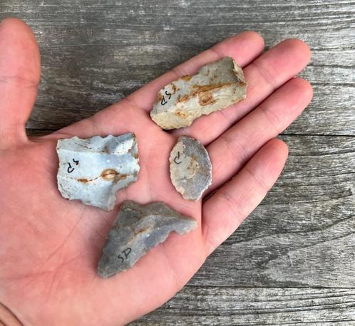 Afslagen Spiennes Neolithicum, Verzamelen, Mineralen en Fossielen, Overige typen, Ophalen of Verzenden
