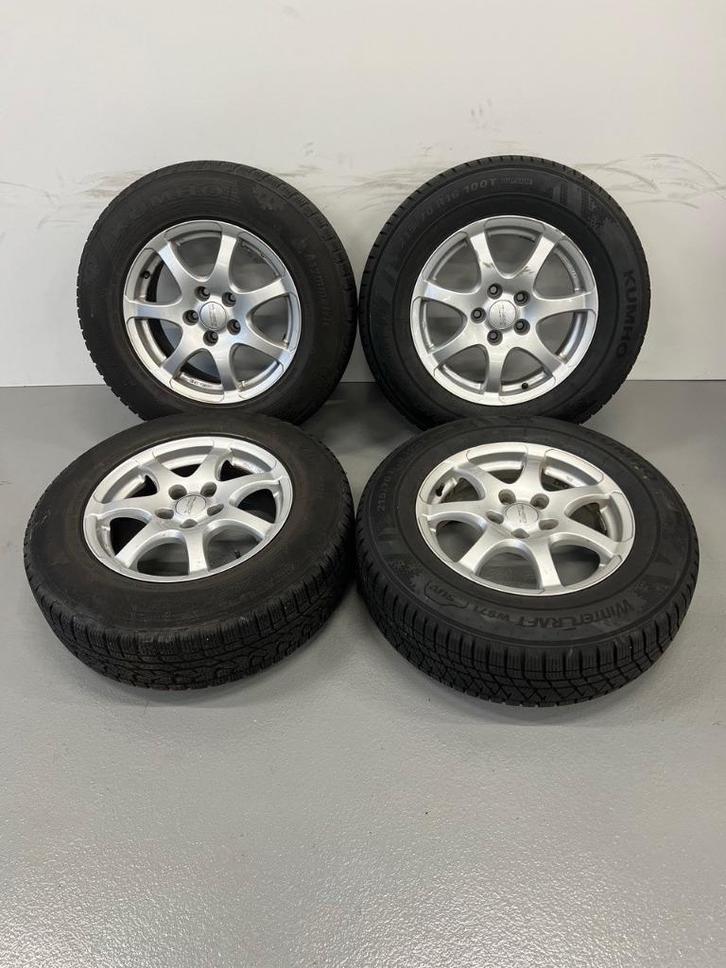 Winterset Peugeot 2008 5x108 215/70/16 Kuhmo SET 70, Auto-onderdelen, Banden en Velgen, Banden en Velgen, Winterbanden, 16 inch