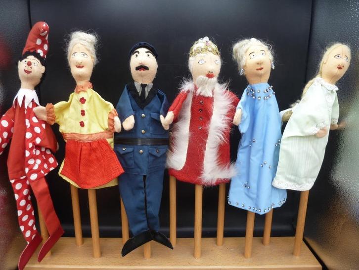 6 handgemaakte vilten poppenkastpoppen, Antiek en Kunst, Antiek | Speelgoed, Ophalen of Verzenden