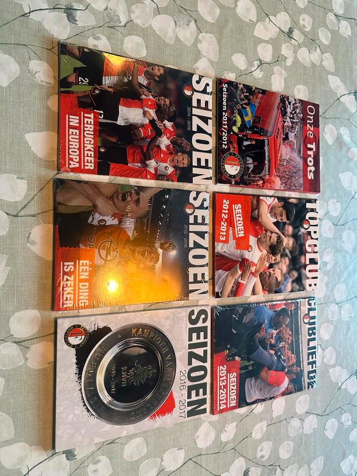 Feyenoord DVD Seizoen Overzichten Collectie, Verzamelen, Sportartikelen en Voetbal, Zo goed als nieuw, Overige typen, Feyenoord