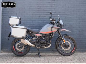 ROYAL ENFIELD HIMALAYAN (bj 2024 model 2025) beschikbaar voor biedingen