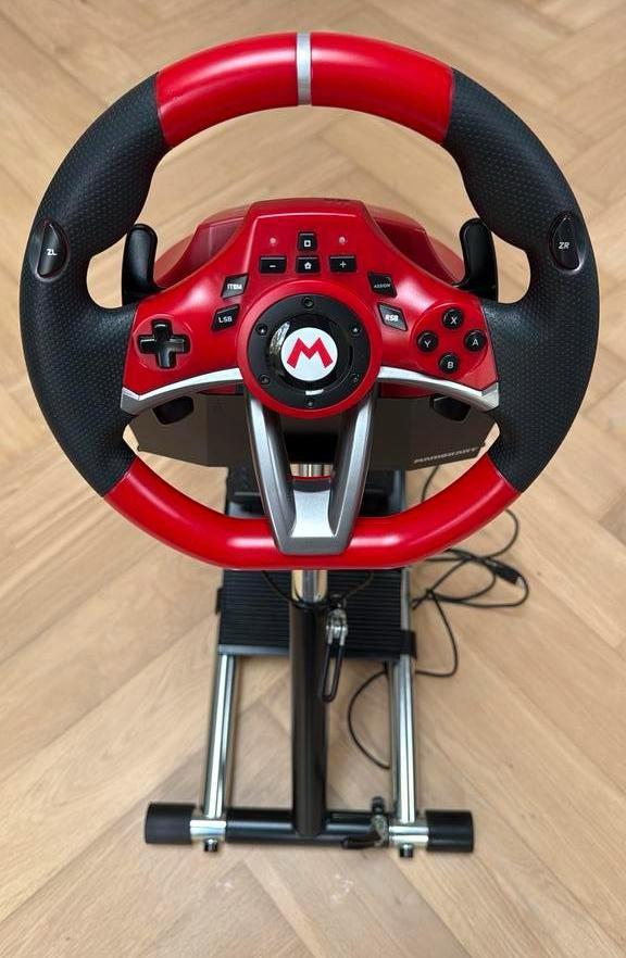 HORI Nintendo Switch Gaming Stuur met Pedalen Mario Kart, Spelcomputers en Games, Spelcomputers | Nintendo Consoles | Accessoires