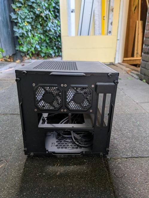 Thermaltake Core V1, Computers en Software, Computerbehuizingen, Gebruikt, Ophalen