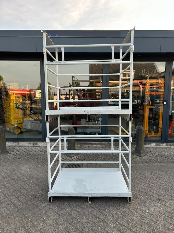 Stalen stapelbak/stapelkrat/stapelrek/stapelrack 120x90CM, Doe-het-zelf en Verbouw, Overige Doe-het-zelf en Verbouw, Gebruikt