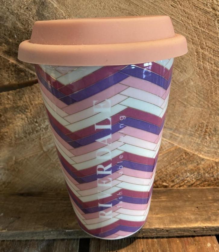 RIVERDALE MUG TO GO STREEP BEKER VOOR ONDERWEG NIEUW, Huis en Inrichting, Keuken | Servies, Nieuw, Kop(pen) en/of Schotel(s), Overige stijlen