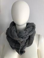 Grijs col shawl sjaal gebreid knit breisel, Verzenden, Zo goed als nieuw, Maat 46/48 (XL) of groter, Sjaal