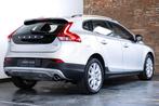 Volvo V40 Cross Country T3 Automaat Momentum | Parkeerverwar, Auto's, Volvo, Euro 6, 4 cilinders, Leder en Stof, 152 pk