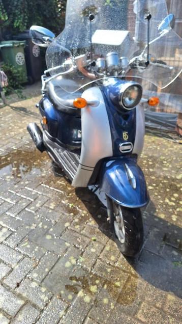 Botian Old Classic Scooter  beschikbaar voor biedingen