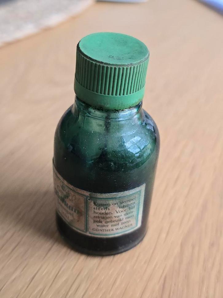 Zeldzame antieke fles Groene Pelikan stempel inkt met tekst, Antiek en Kunst, Antiek | Kantoor en Zakelijk, Ophalen of Verzenden