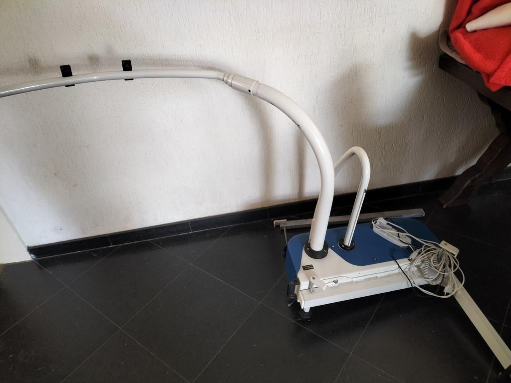 Betty sta op hulp, Diversen, Ophalen