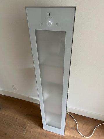 Sunshower Combi White Opbouw, Infrarood & UV. Ex-demo. Nieuw beschikbaar voor biedingen