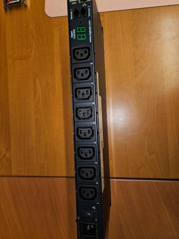 MGE managed  switched pdu beschikbaar voor biedingen