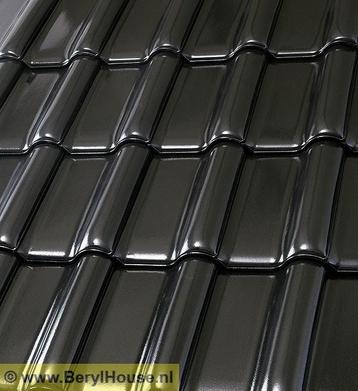 € 14,95 per m2 Dakpannen Flandern plus zwart mat verglaasd beschikbaar voor biedingen
