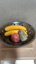 Stenen Fruitschaal met steen fruit, Huis en Inrichting, Ophalen of Verzenden, Zo goed als nieuw, Rond, Steen of Aardewerk
