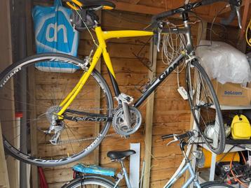 Racefiets beschikbaar voor biedingen