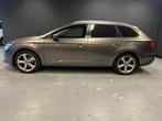 Seat Leon ST Automaat DSG LM VELGEN RIJDT GOED NL . 1.6 TDI, Voorwielaandrijving, Euro 5, Gebruikt, Parkeersensor