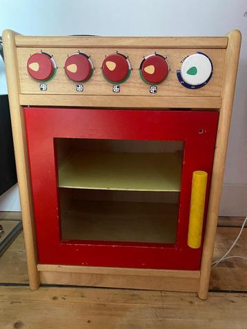 Kinderkeuken beschikbaar voor biedingen