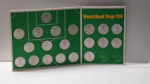 compleet set1970 SHELL 20 munten Oranje VOETBAL SPELERS, Antiek en Kunst, Antiek | Overige Antiek, Ophalen