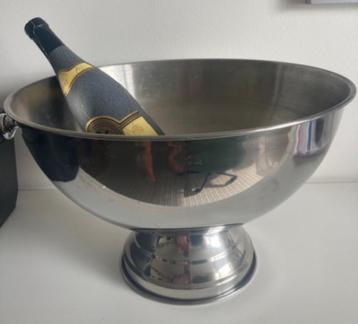 Champagne-/ wijnkoeler beschikbaar voor biedingen