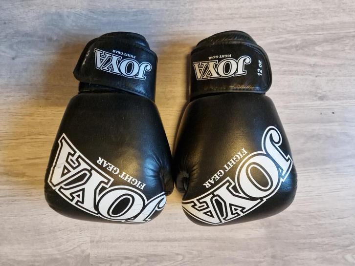 Boks standaard + spullen, Sport en Fitness, Boksen, Zo goed als nieuw, Bokszak, Ophalen