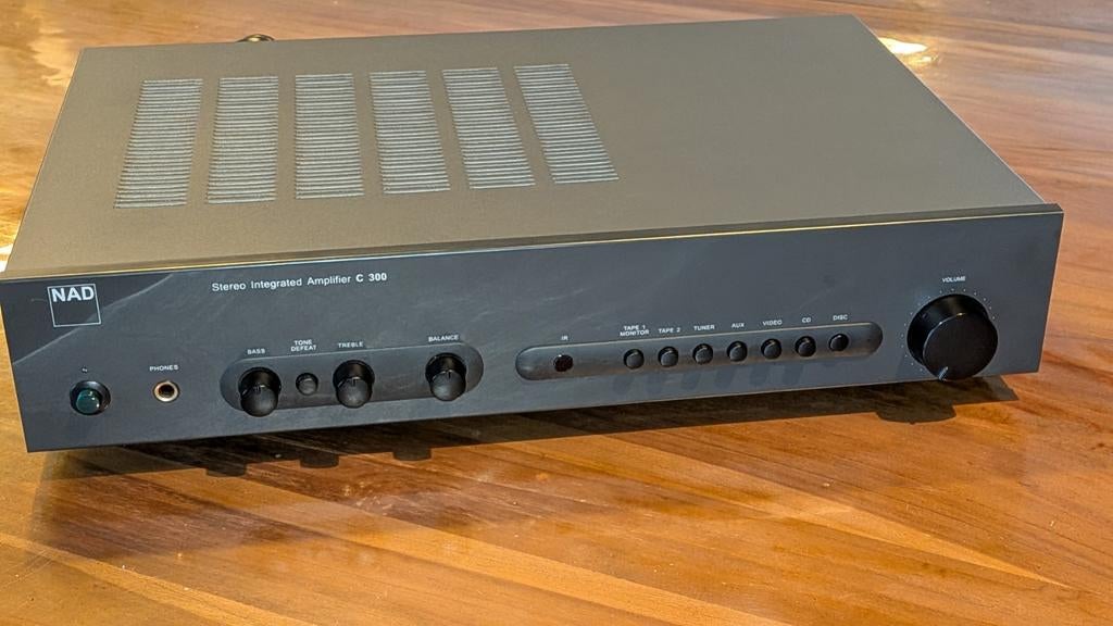 High-End Audio Set: NAD C300 + Arcam DAC, Audio, Tv en Foto, Platenspelers, Ophalen, Zo goed als nieuw, Overige merken