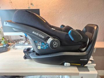 ISOFIX Maxi-cosi Familyfix One i-size babystoeltje beschikbaar voor biedingen