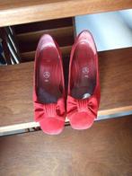 Ara rood suede schoentjes met strik  6 H 1/2, Ophalen of Verzenden, Zo goed als nieuw, Rood, Zara