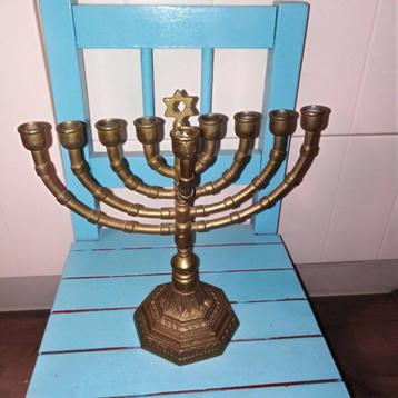 Chanoeka kandelaar voor 8 kaarsjes beschikbaar voor biedingen